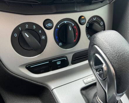 Форд Фокус 2013 у Черкасах на Automoto.ua Червоний Форд Фокус, об'ємом двигуна 2 л та пробігом 195 тис. км за 7200 $, фото 19 на Automoto.ua