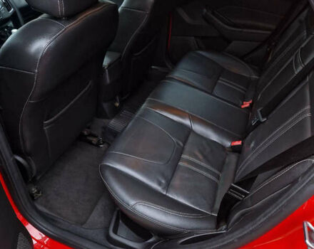 Червоний Форд Фокус, об'ємом двигуна 2 л та пробігом 260 тис. км за 7500 $, фото 9 на Automoto.ua