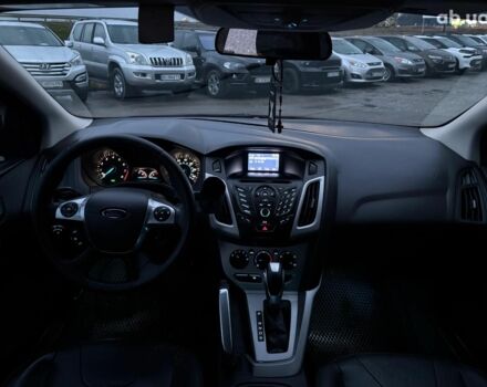 Червоний Форд Фокус, об'ємом двигуна 2 л та пробігом 166 тис. км за 7790 $, фото 34 на Automoto.ua