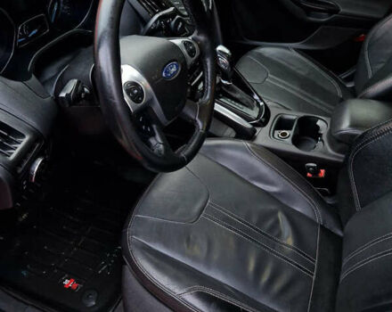 Червоний Форд Фокус, об'ємом двигуна 2 л та пробігом 260 тис. км за 7500 $, фото 7 на Automoto.ua