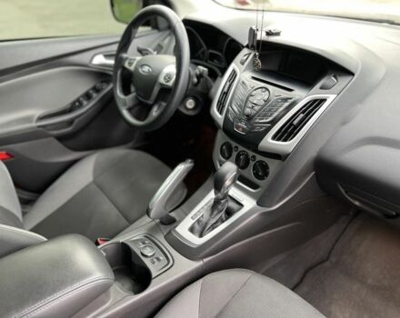 Форд Фокус 2013 у Черкасах на Automoto.ua Червоний Форд Фокус, об'ємом двигуна 2 л та пробігом 195 тис. км за 7200 $, фото 22 на Automoto.ua