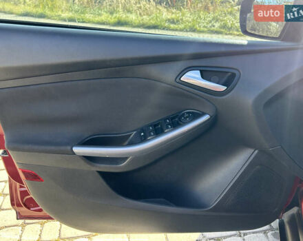 Червоний Форд Фокус, об'ємом двигуна 2 л та пробігом 165 тис. км за 7100 $, фото 20 на Automoto.ua