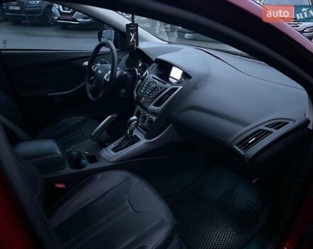Червоний Форд Фокус, об'ємом двигуна 2 л та пробігом 166 тис. км за 7790 $, фото 31 на Automoto.ua