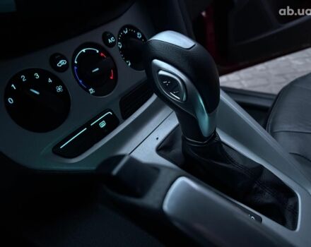 Червоний Форд Фокус, об'ємом двигуна 2 л та пробігом 166 тис. км за 7790 $, фото 29 на Automoto.ua