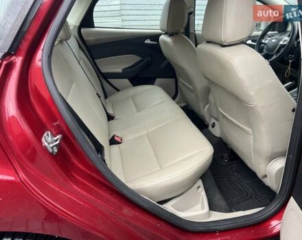 Красный Форд Фокус, объемом двигателя 2 л и пробегом 210 тыс. км за 6700 $, фото 13 на Automoto.ua