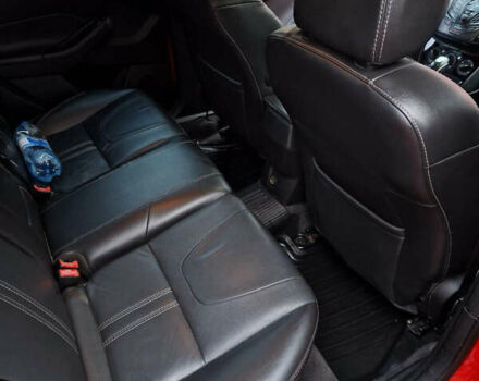 Червоний Форд Фокус, об'ємом двигуна 2 л та пробігом 260 тис. км за 7500 $, фото 8 на Automoto.ua