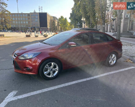 Красный Форд Фокус, объемом двигателя 2 л и пробегом 130 тыс. км за 6800 $, фото 2 на Automoto.ua