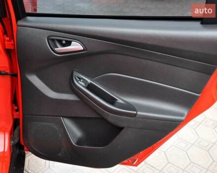 Червоний Форд Фокус, об'ємом двигуна 2 л та пробігом 207 тис. км за 6999 $, фото 23 на Automoto.ua