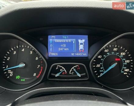 Красный Форд Фокус, объемом двигателя 2 л и пробегом 146 тыс. км за 8200 $, фото 14 на Automoto.ua