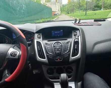 Форд Фокус 2014 у Києві на Automoto.ua Червоний Форд Фокус, об'ємом двигуна 2 л та пробігом 90 тис. км за 8600 $, фото 21 на Automoto.ua