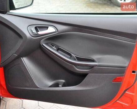 Червоний Форд Фокус, об'ємом двигуна 2 л та пробігом 207 тис. км за 6999 $, фото 26 на Automoto.ua