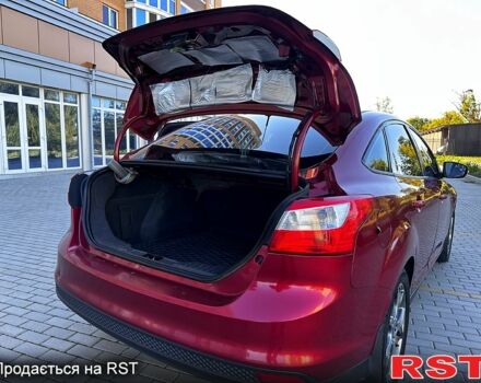 Червоний Форд Фокус, об'ємом двигуна 2 л та пробігом 204 тис. км за 7049 $, фото 7 на Automoto.ua