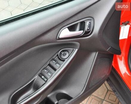Червоний Форд Фокус, об'ємом двигуна 2 л та пробігом 207 тис. км за 6999 $, фото 17 на Automoto.ua