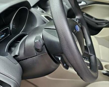 Червоний Форд Фокус, об'ємом двигуна 2 л та пробігом 130 тис. км за 7200 $, фото 15 на Automoto.ua