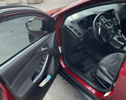 Красный Форд Фокус, объемом двигателя 2 л и пробегом 206 тыс. км за 6500 $, фото 5 на Automoto.ua