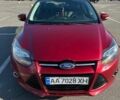 Красный Форд Фокус, объемом двигателя 2 л и пробегом 211 тыс. км за 6800 $, фото 1 на Automoto.ua