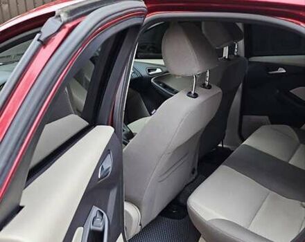 Червоний Форд Фокус, об'ємом двигуна 2 л та пробігом 130 тис. км за 7200 $, фото 8 на Automoto.ua