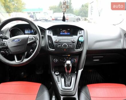 Червоний Форд Фокус, об'ємом двигуна 2 л та пробігом 207 тис. км за 6999 $, фото 29 на Automoto.ua