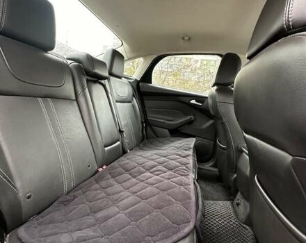 Красный Форд Фокус, объемом двигателя 2 л и пробегом 146 тыс. км за 8200 $, фото 24 на Automoto.ua