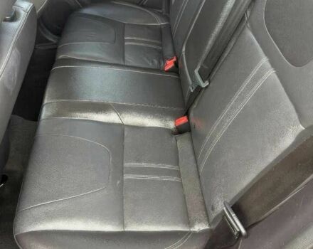 Красный Форд Фокус, объемом двигателя 2 л и пробегом 80 тыс. км за 3600 $, фото 10 на Automoto.ua