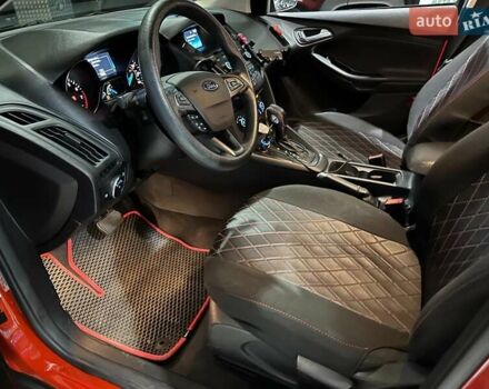 Червоний Форд Фокус, об'ємом двигуна 2 л та пробігом 162 тис. км за 9490 $, фото 7 на Automoto.ua