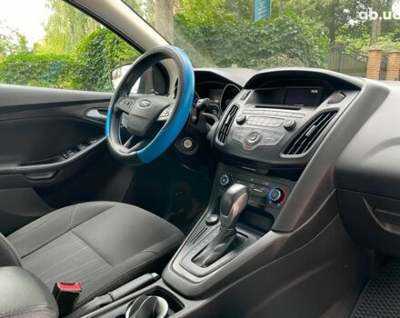 Красный Форд Фокус, объемом двигателя 2 л и пробегом 248 тыс. км за 6490 $, фото 23 на Automoto.ua