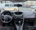 Червоний Форд Фокус, об'ємом двигуна 2 л та пробігом 140 тис. км за 8800 $, фото 5 на Automoto.ua