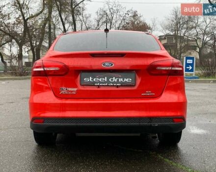 Красный Форд Фокус, объемом двигателя 2 л и пробегом 124 тыс. км за 7999 $, фото 5 на Automoto.ua
