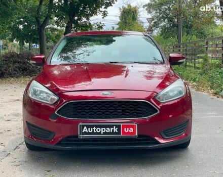 Красный Форд Фокус, объемом двигателя 2 л и пробегом 248 тыс. км за 6490 $, фото 1 на Automoto.ua