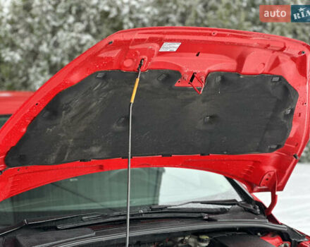 Червоний Форд Фокус, об'ємом двигуна 2 л та пробігом 125 тис. км за 8500 $, фото 70 на Automoto.ua