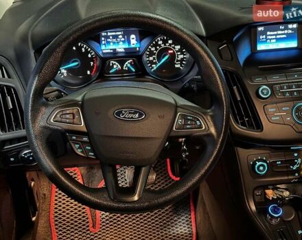 Червоний Форд Фокус, об'ємом двигуна 2 л та пробігом 162 тис. км за 9490 $, фото 14 на Automoto.ua
