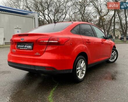 Красный Форд Фокус, объемом двигателя 2 л и пробегом 124 тыс. км за 7999 $, фото 4 на Automoto.ua