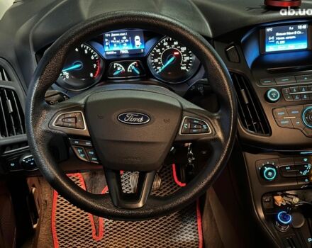 Червоний Форд Фокус, об'ємом двигуна 2 л та пробігом 162 тис. км за 9490 $, фото 14 на Automoto.ua