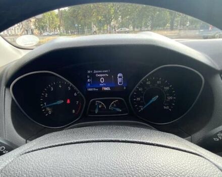 Красный Форд Фокус, объемом двигателя 2 л и пробегом 190 тыс. км за 8700 $, фото 8 на Automoto.ua