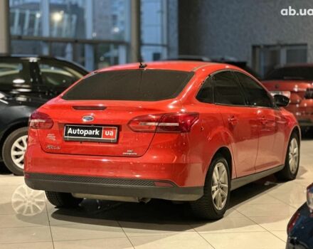 Червоний Форд Фокус, об'ємом двигуна 2 л та пробігом 162 тис. км за 9490 $, фото 3 на Automoto.ua