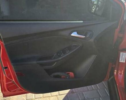 Червоний Форд Фокус, об'ємом двигуна 2 л та пробігом 162 тис. км за 9000 $, фото 24 на Automoto.ua