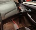 Червоний Форд Фокус, об'ємом двигуна 2 л та пробігом 162 тис. км за 9490 $, фото 15 на Automoto.ua