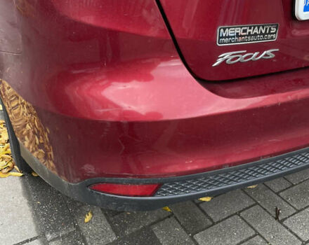 Красный Форд Фокус, объемом двигателя 2 л и пробегом 175 тыс. км за 5500 $, фото 3 на Automoto.ua