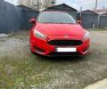 Красный Форд Фокус, объемом двигателя 2 л и пробегом 124 тыс. км за 8300 $, фото 1 на Automoto.ua
