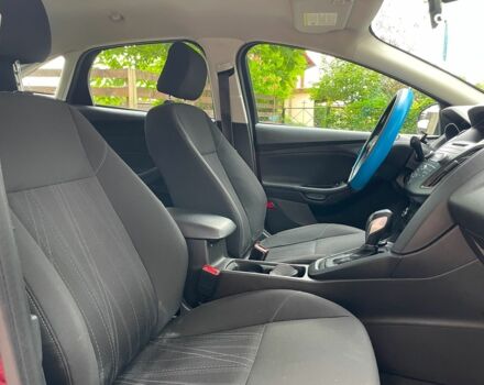 Красный Форд Фокус, объемом двигателя 2 л и пробегом 248 тыс. км за 6490 $, фото 22 на Automoto.ua