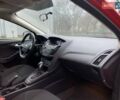 Красный Форд Фокус, объемом двигателя 2 л и пробегом 124 тыс. км за 7799 $, фото 9 на Automoto.ua