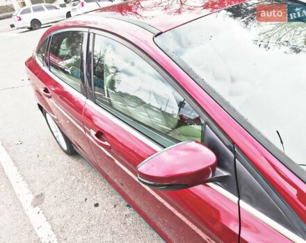 Красный Форд Фокус, объемом двигателя 2 л и пробегом 198 тыс. км за 10500 $, фото 2 на Automoto.ua