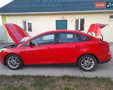 Красный Форд Фокус, объемом двигателя 2 л и пробегом 176 тыс. км за 9500 $, фото 4 на Automoto.ua