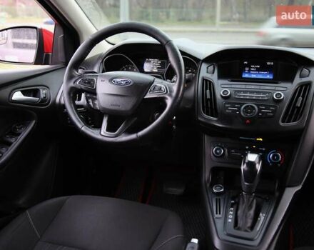 Червоний Форд Фокус, об'ємом двигуна 2 л та пробігом 195 тис. км за 7500 $, фото 10 на Automoto.ua