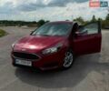 Червоний Форд Фокус, об'ємом двигуна 2 л та пробігом 187 тис. км за 8500 $, фото 1 на Automoto.ua