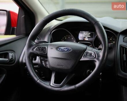Червоний Форд Фокус, об'ємом двигуна 2 л та пробігом 195 тис. км за 7500 $, фото 13 на Automoto.ua