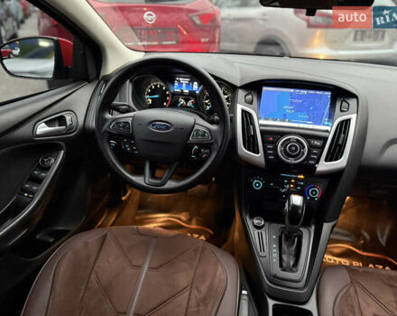 Червоний Форд Фокус, об'ємом двигуна 2 л та пробігом 92 тис. км за 7900 $, фото 38 на Automoto.ua