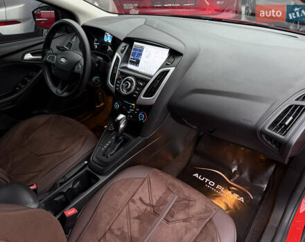 Червоний Форд Фокус, об'ємом двигуна 2 л та пробігом 92 тис. км за 7900 $, фото 36 на Automoto.ua