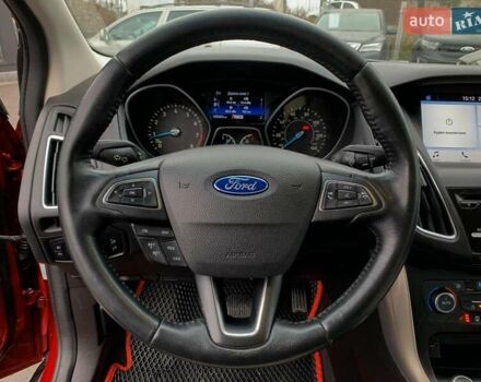 Червоний Форд Фокус, об'ємом двигуна 2 л та пробігом 199 тис. км за 9790 $, фото 31 на Automoto.ua