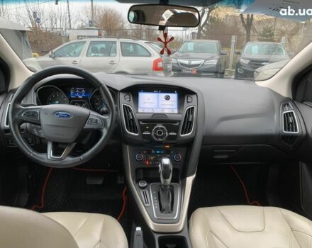 Червоний Форд Фокус, об'ємом двигуна 2 л та пробігом 199 тис. км за 9790 $, фото 27 на Automoto.ua